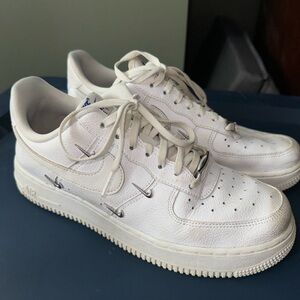 Nike Air Force 1 women’s White Sneakers
